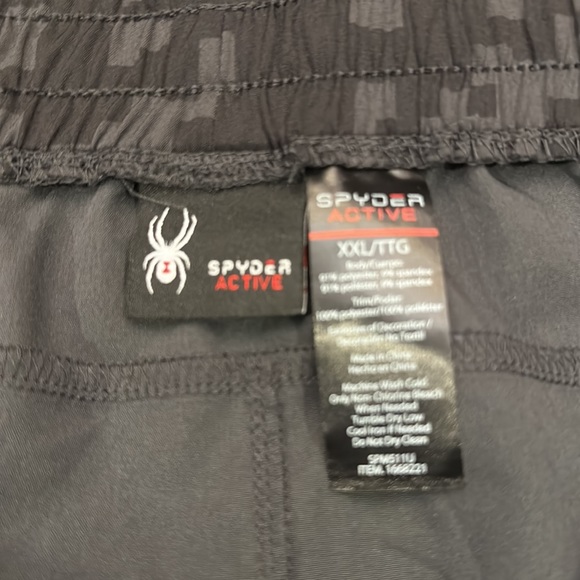 Spyder men’s active shorts camo black gray size XXL NWT 2 pockets - Picture 6 of 9
